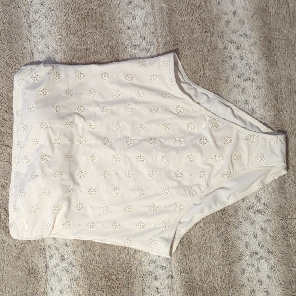 Shade & Shore Off-White Eyelet One Piece High Leg Cheeky Swimsuit W/Strap XL NWT